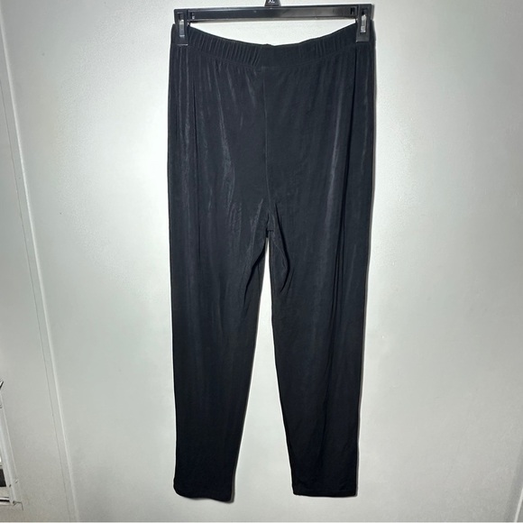 Chico’s Travelers Black Essential Slim Pants Size 1R - Picture 1 of 7
